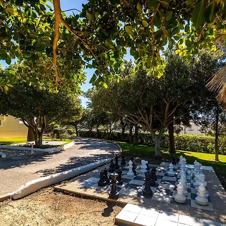 Villa Ponta Grande - Luzia *