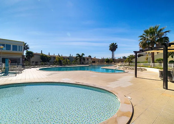 Ponta Grande - Luzia Villa