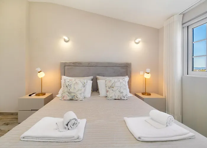 Ponta Grande - Luzia Villa