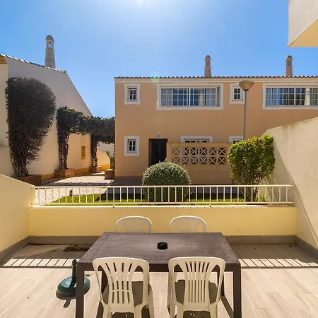 Ponta Grande - Luzia Vila